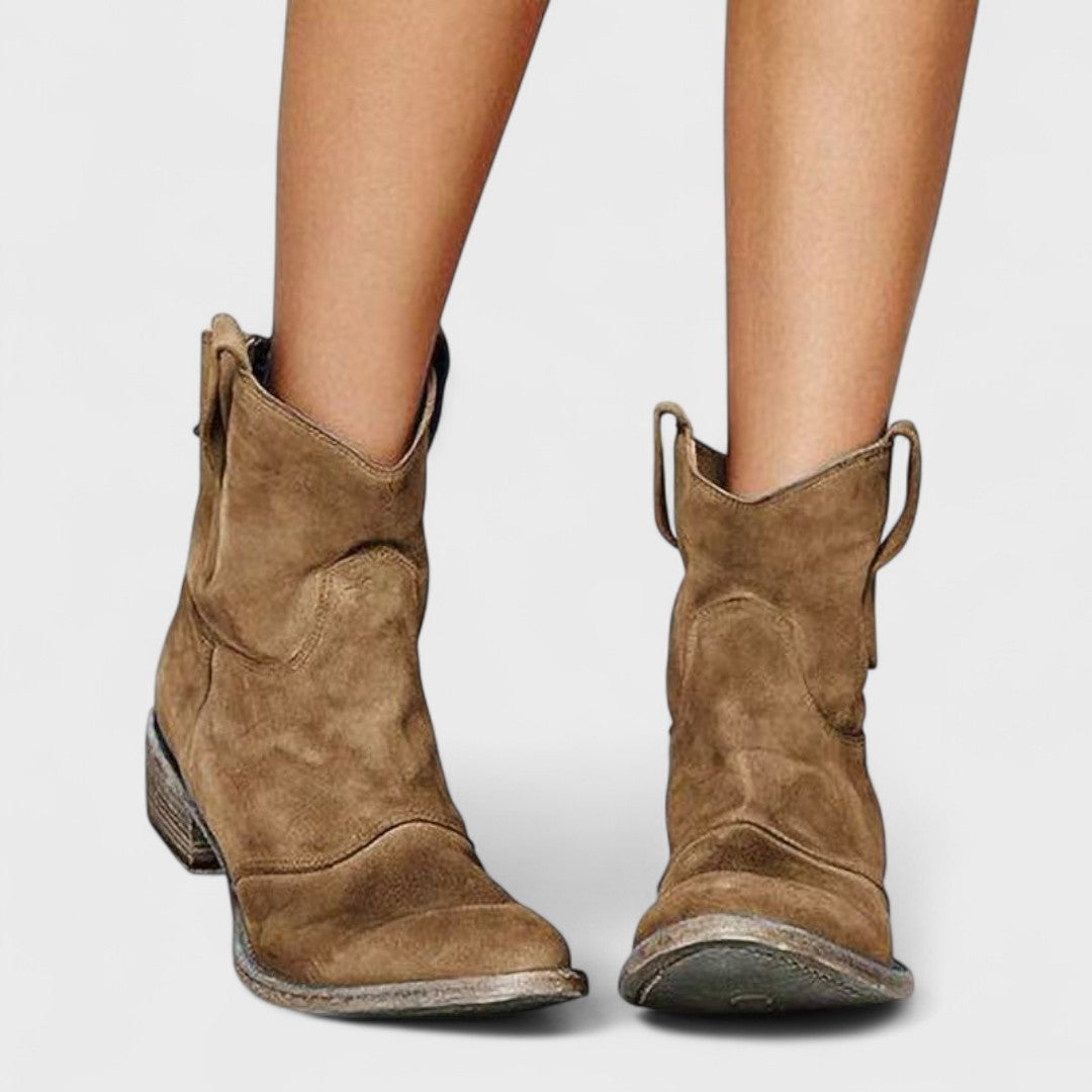 Carlotta - Botines Western Elegantes