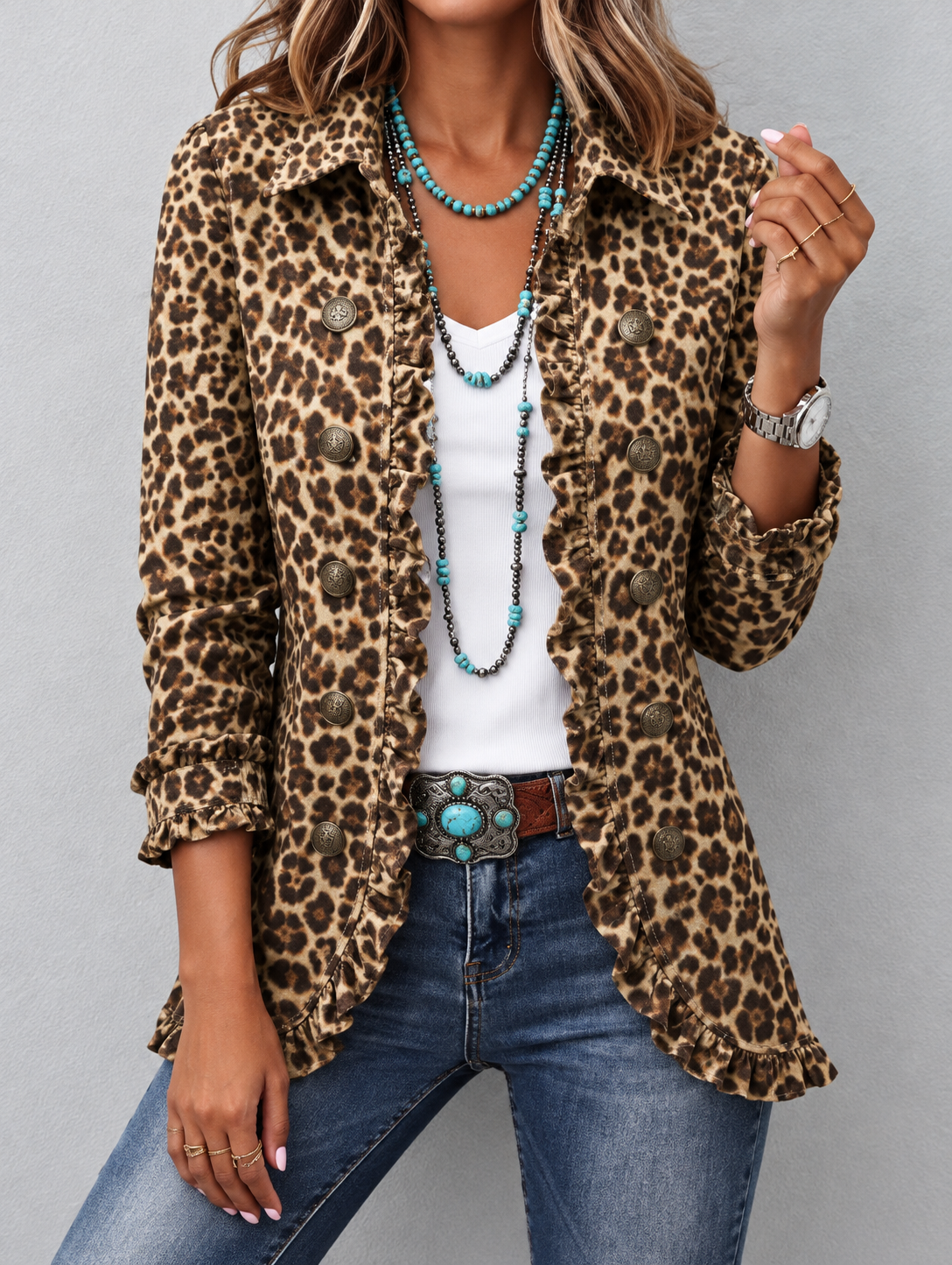 Chaqueta Mujer Estampado Leopardo con Volantes y Botones.